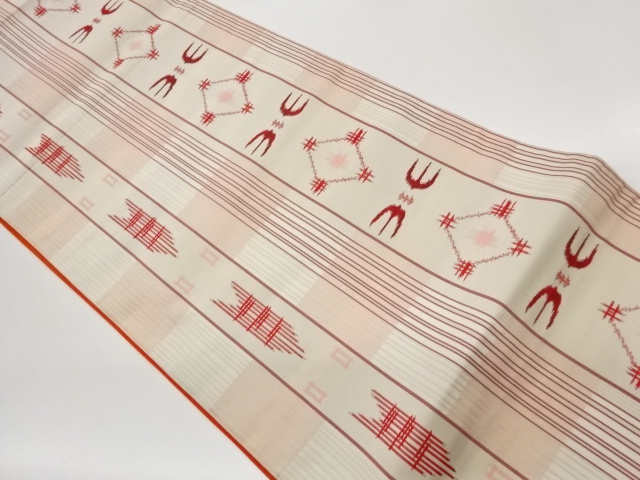 抽象向かい鳥に菱・縞模様織出し袋帯